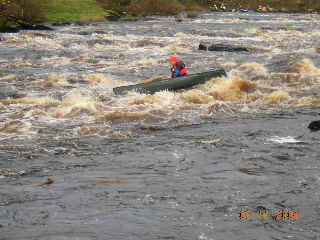 Bottom of Warden's Gorge. Large bouncy wave about to get someone.